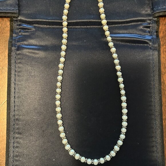 Pearl necklace and bracelet set - Picture 3 of 6